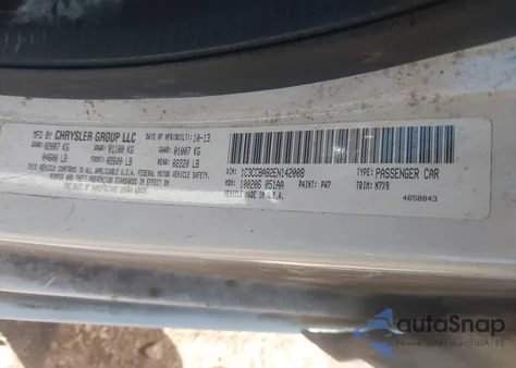 2014 Chrysler 200 Lx z USA, uszkodzony, nr VIN 1C3CCBAB2EN142008